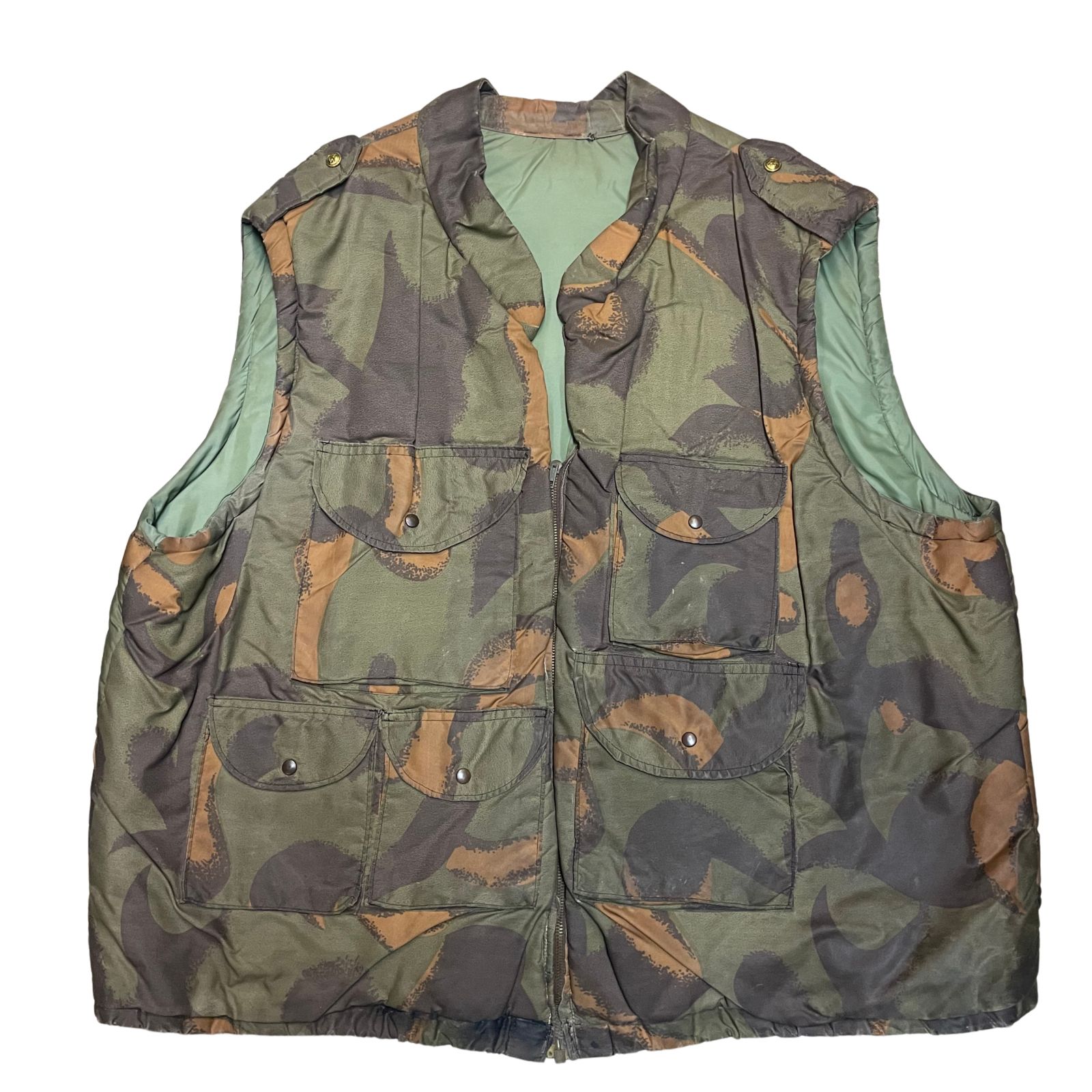 Egyedileg készült Rába mellény