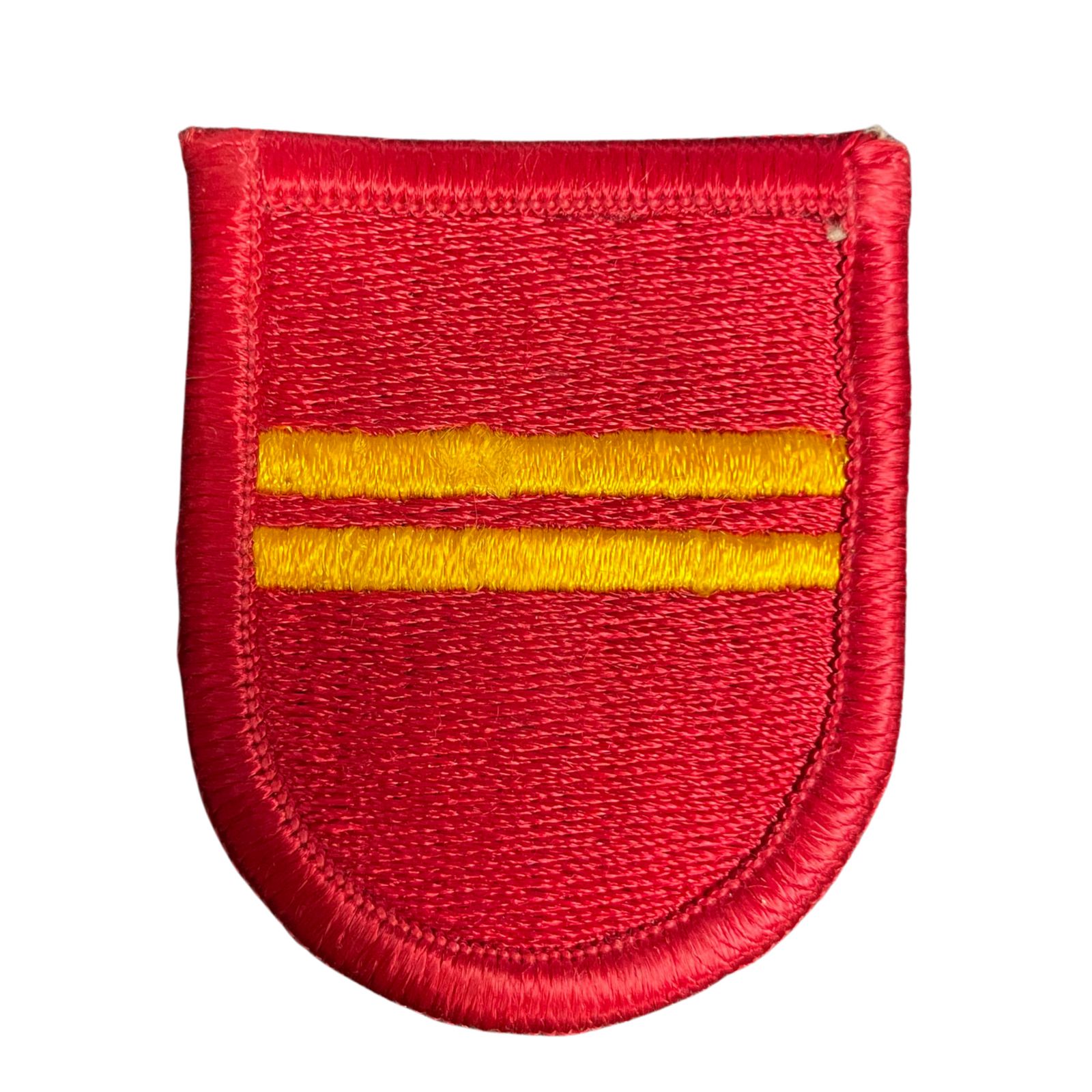 US Army amerikai 2nd Battalion, 319th Field Artillery Regiment barett felvarró (beret flash)
