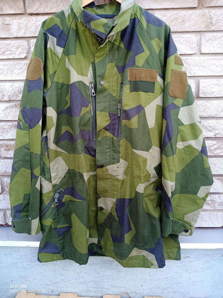 Svéd M90 Terepszínű Kabát, Eredeti