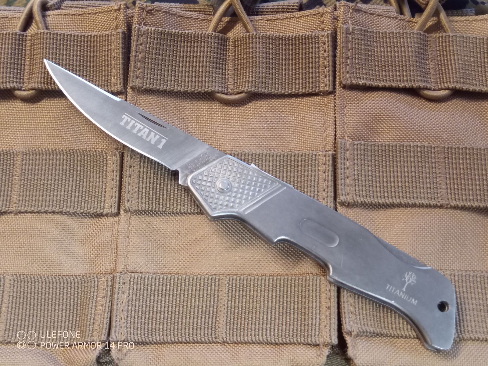 Böker TITAN 1 Bicska