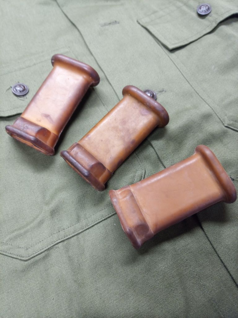 Gumi markolat, szigetelés AK vagy AKM bajonett hüvelyhez, Használt