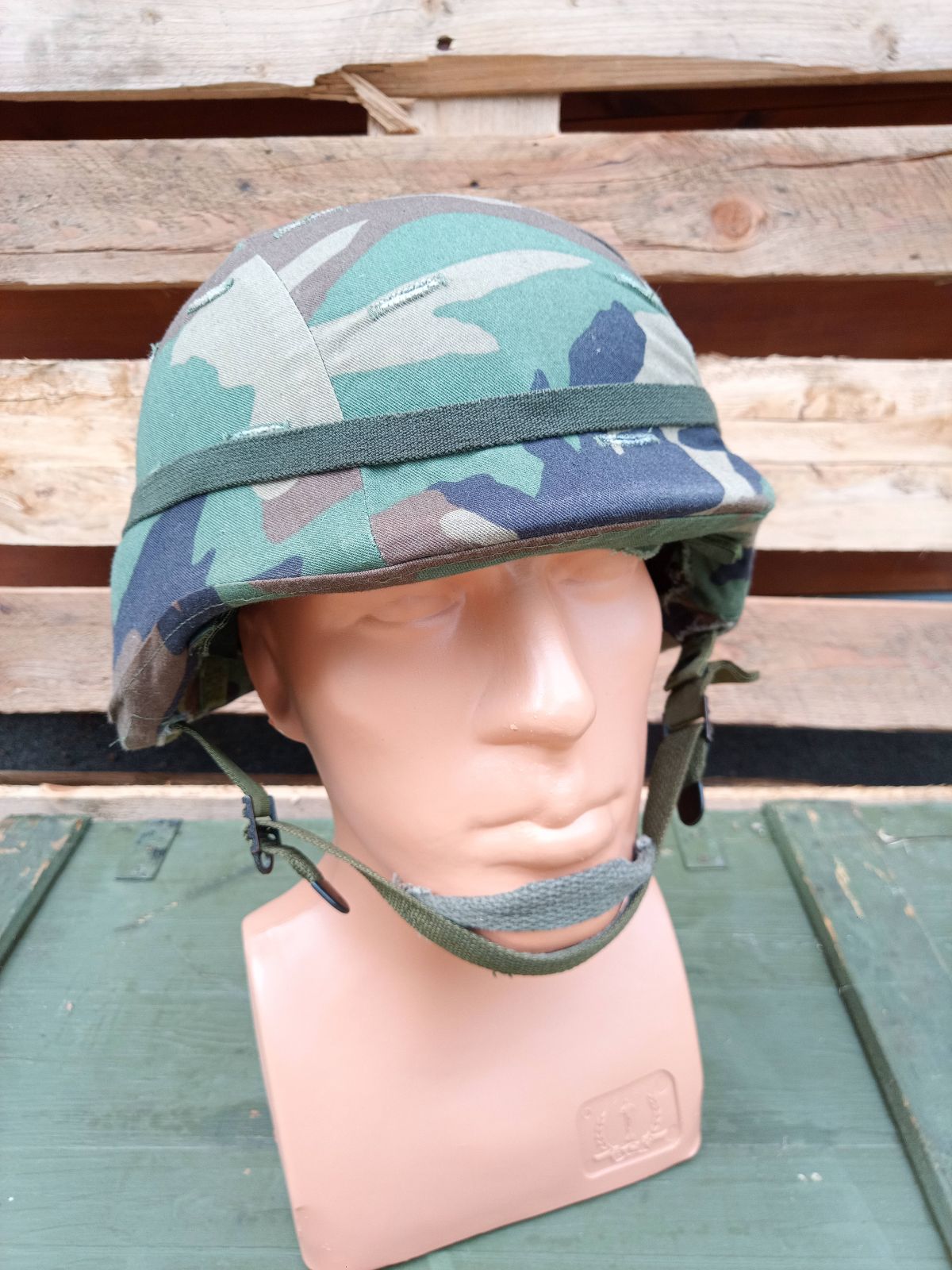 U.S. M88 PASGT UNICOR Kevlar Rohamsisak Kiegészítőkkel, Large