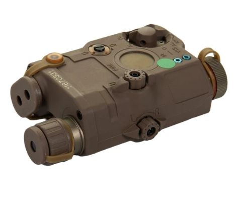 FMA / AN-PEQ15 LA-5 továbbfejlesztett változat (LED zseblámpa, zöld / IR lézer) – Tan