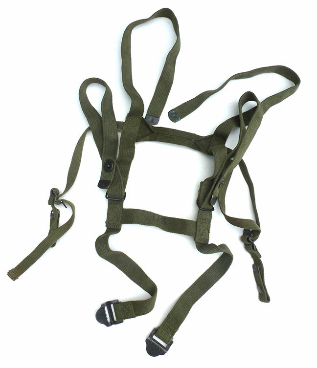 US / M56 Sleeping Bag Carrier ( Vietnam War )